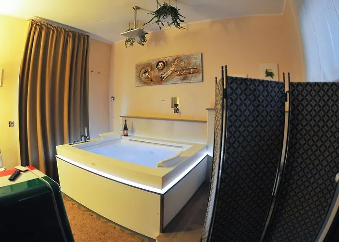 Conterosso3 Alba (Piedmont)