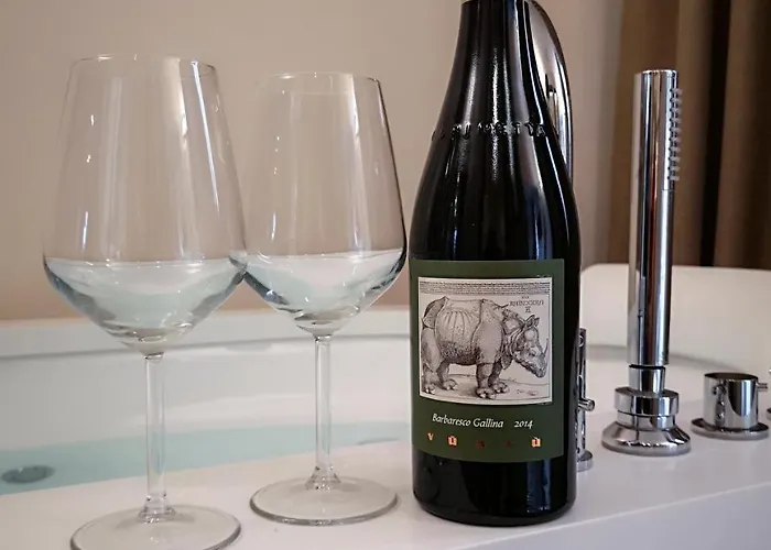 Conterosso3 4* Alba (Piedmont)